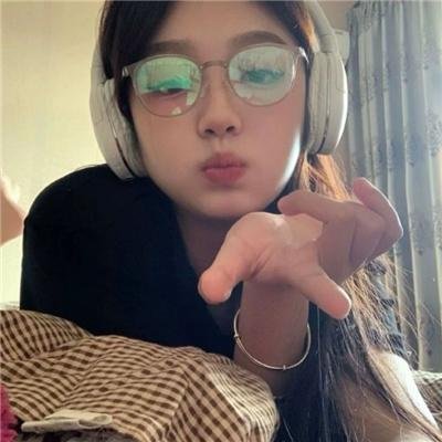 暗金丑岛君